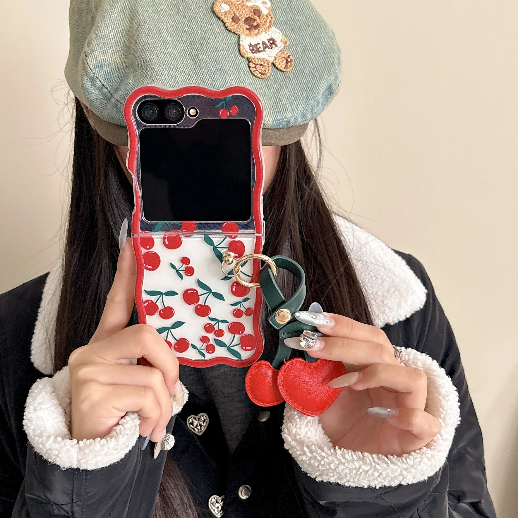 Back Cover For Samsung Galaxy Z Flip 6 5 4 3 Case Sweet Cherry with Pendant Chain Shockproof Phone Case
Back Cover For Samsung Galaxy Z Flip 6 5 4 3 Case Sweet Cherry with Pendant Chain Shockproof Phone Case