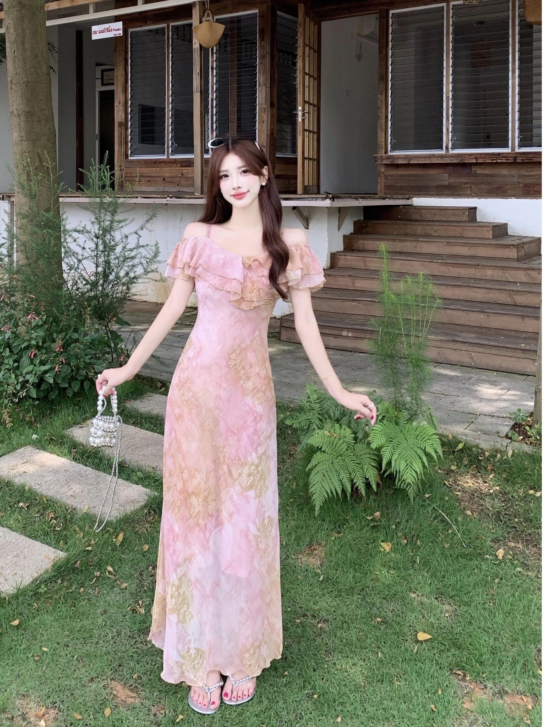 plus Size Floral Print off Shoulder Dress Women's Summer New Style Waist Cinched Beautiful Long Skirt Korean Style Commute
plus Size Floral Print off Shoulder Dress Women's Summer New Style Waist Cinched Beautiful Long Skirt Korean Style Commute