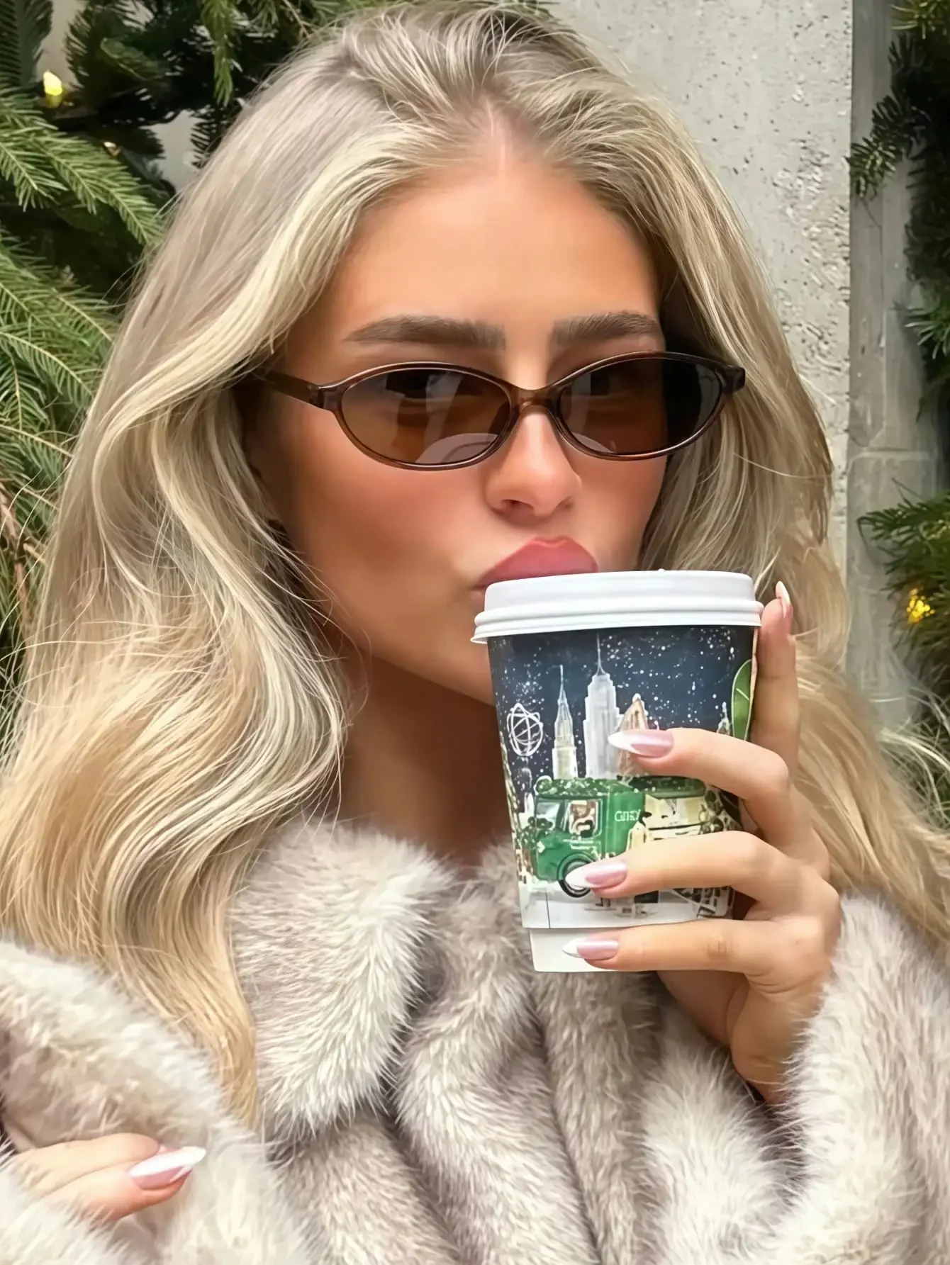 1pc Oval Shaped Small Frame Fashion Glasses, Retro, Personalized, Versatile, Casual And Elegant Women's Glasses Suitable For Dai
1pc Oval Shaped Small Frame Fashion Glasses, Retro, Personalized, Versatile, Casual And Elegant Women's Glasses Suitable For Dai
