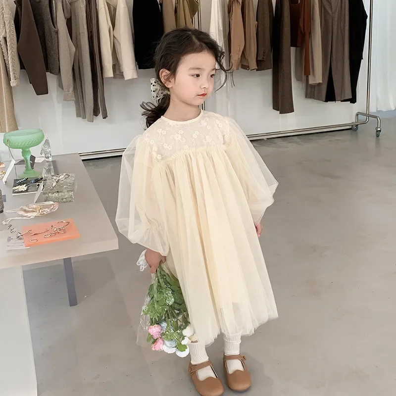 2025 Summer Baby Girls Princess Dresses Embroidery Voile Puff Sleeve Ball Gown Toddlers Kids Birthday Party Dress
2025 Summer Baby Girls Princess Dresses Embroidery Voile Puff Sleeve Ball Gown Toddlers Kids Birthday Party Dress