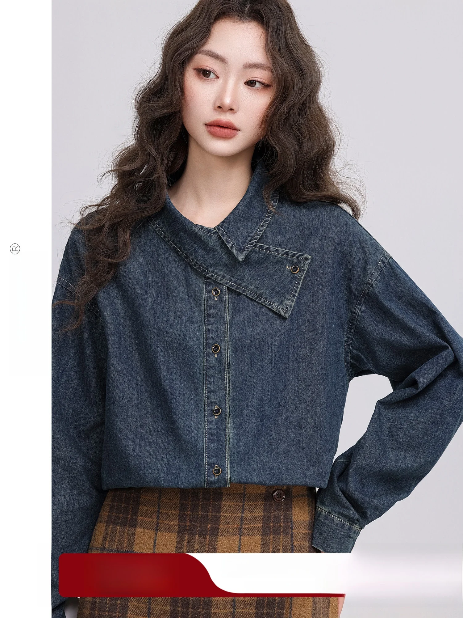Retro Sle Hong Kong Sle Denim irt Women's Spring New Design Vintage Feel Long Sve Straight Cut Polyester Fiber
Retro Sle Hong Kong Sle Denim irt Women's Spring New Design Vintage Feel Long Sve Straight Cut Polyester Fiber