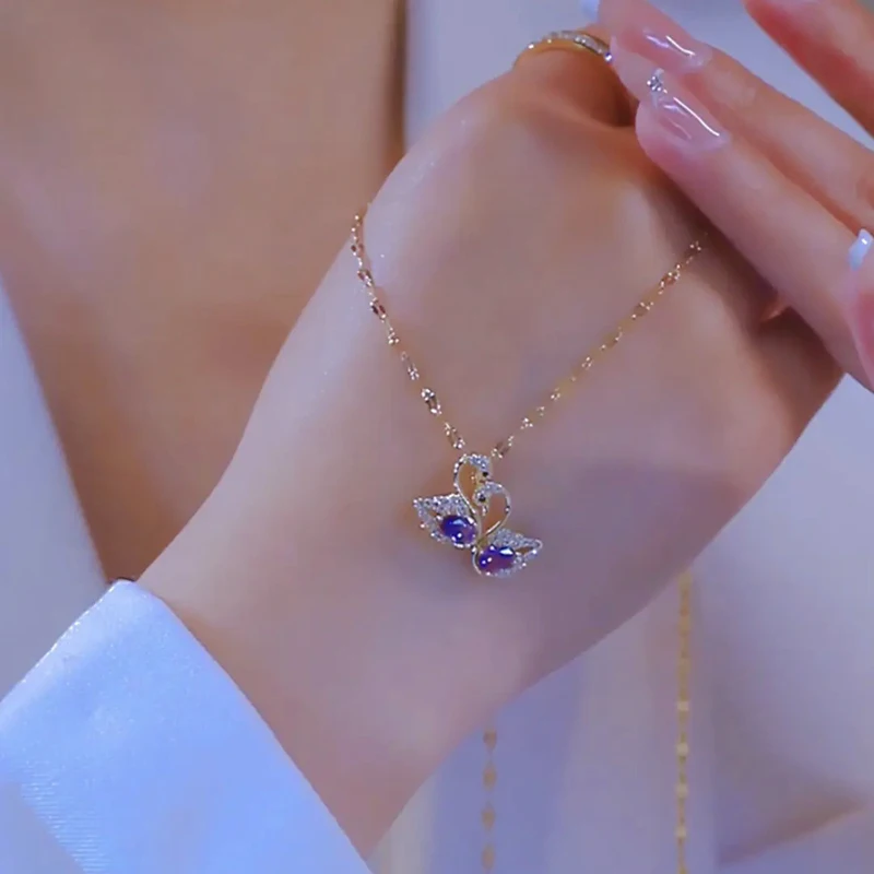 New Fashion Purple Crystal Swan Pendant Necklace for Women Light Luxury Elegant Temperament Ladies Wedding Jewelry Birthday Gift
New Fashion Purple Crystal Swan Pendant Necklace for Women Light Luxury Elegant Temperament Ladies Wedding Jewelry Birthday Gift