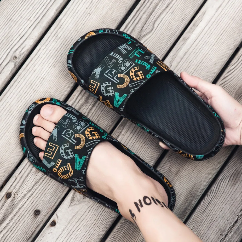 Men Shoes Summer Slippers 2026 New Beach Sandals Male Casual Flat Non-slip Breathable Light Home Slides Chanclas Mujer
Men Shoes Summer Slippers 2026 New Beach Sandals Male Casual Flat Non-slip Breathable Light Home Slides Chanclas Mujer