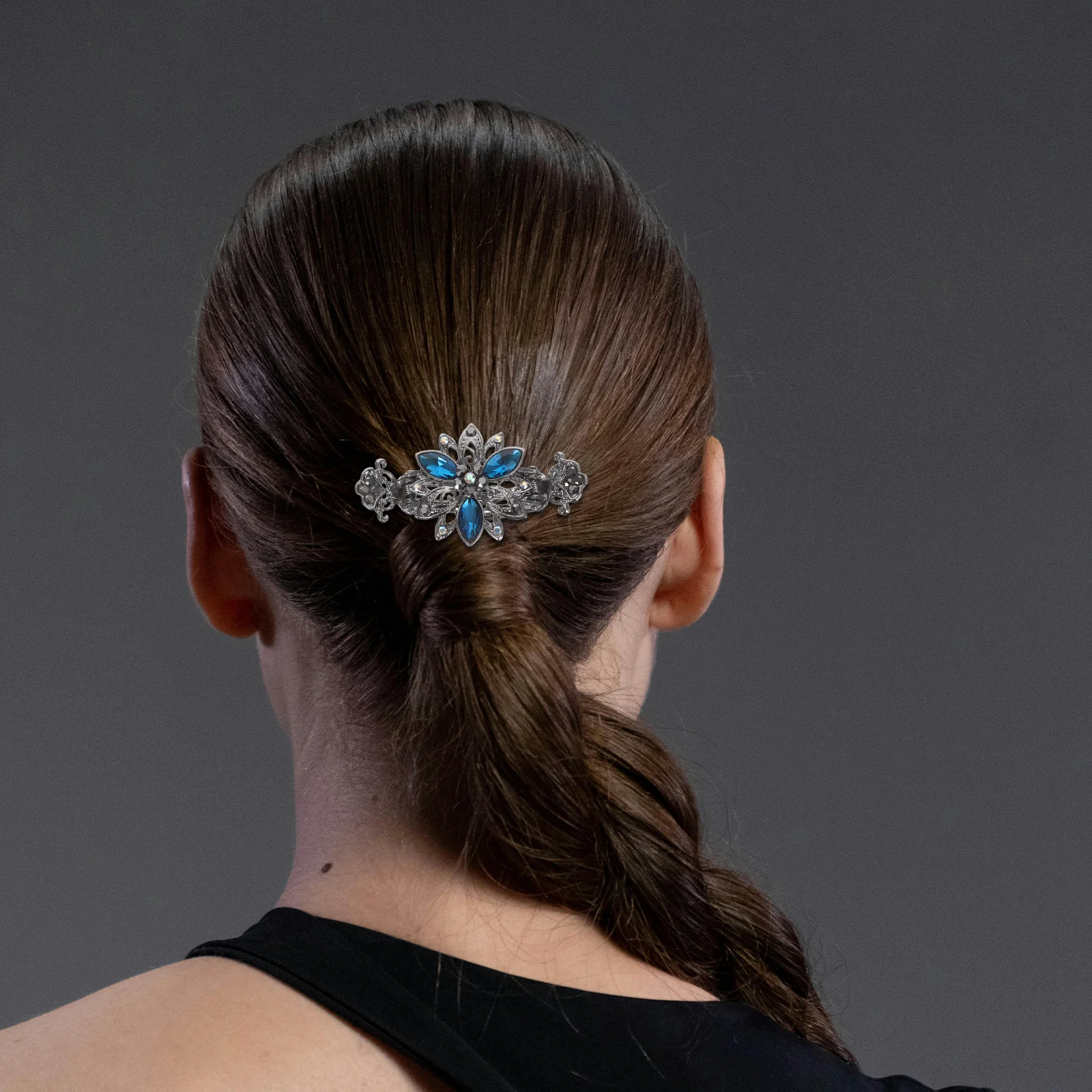 Elegant Rhinestone Barrette Vintage Style Metal Claw Clip for Women Updos Chignons Non Slip Decorative Hair Accessory for Party
Elegant Rhinestone Barrette Vintage Style Metal Claw Clip for Women Updos Chignons Non Slip Decorative Hair Accessory for Party