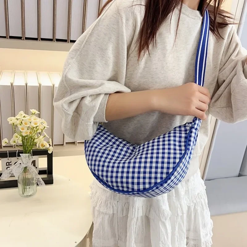 Bold Pattern Diaper Bag Handbag Crossbody Casual Outing Exquisite Fashionable Versatile Chic Practical Organized
Bold Pattern Diaper Bag Handbag Crossbody Casual Outing Exquisite Fashionable Versatile Chic Practical Organized