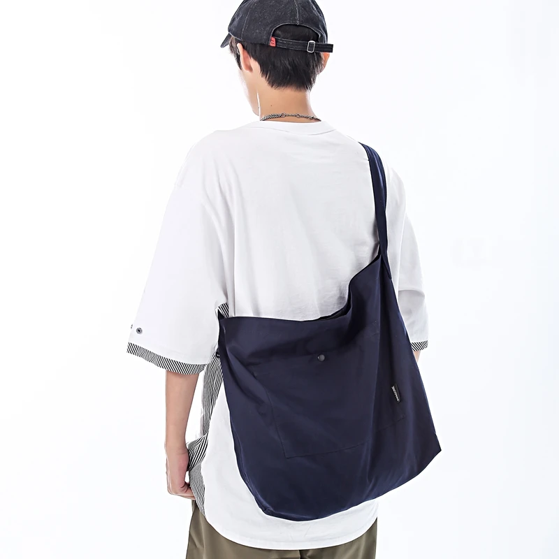 2023 New Designer Brands Girls Women Men Fashion Canvas Handbags Large Capacity Tote Leisure Crossbody Shopping Shoulder Bags
2023 New Designer Brands Girls Women Men Fashion Canvas Handbags Large Capacity Tote Leisure Crossbody Shopping Shoulder Bags