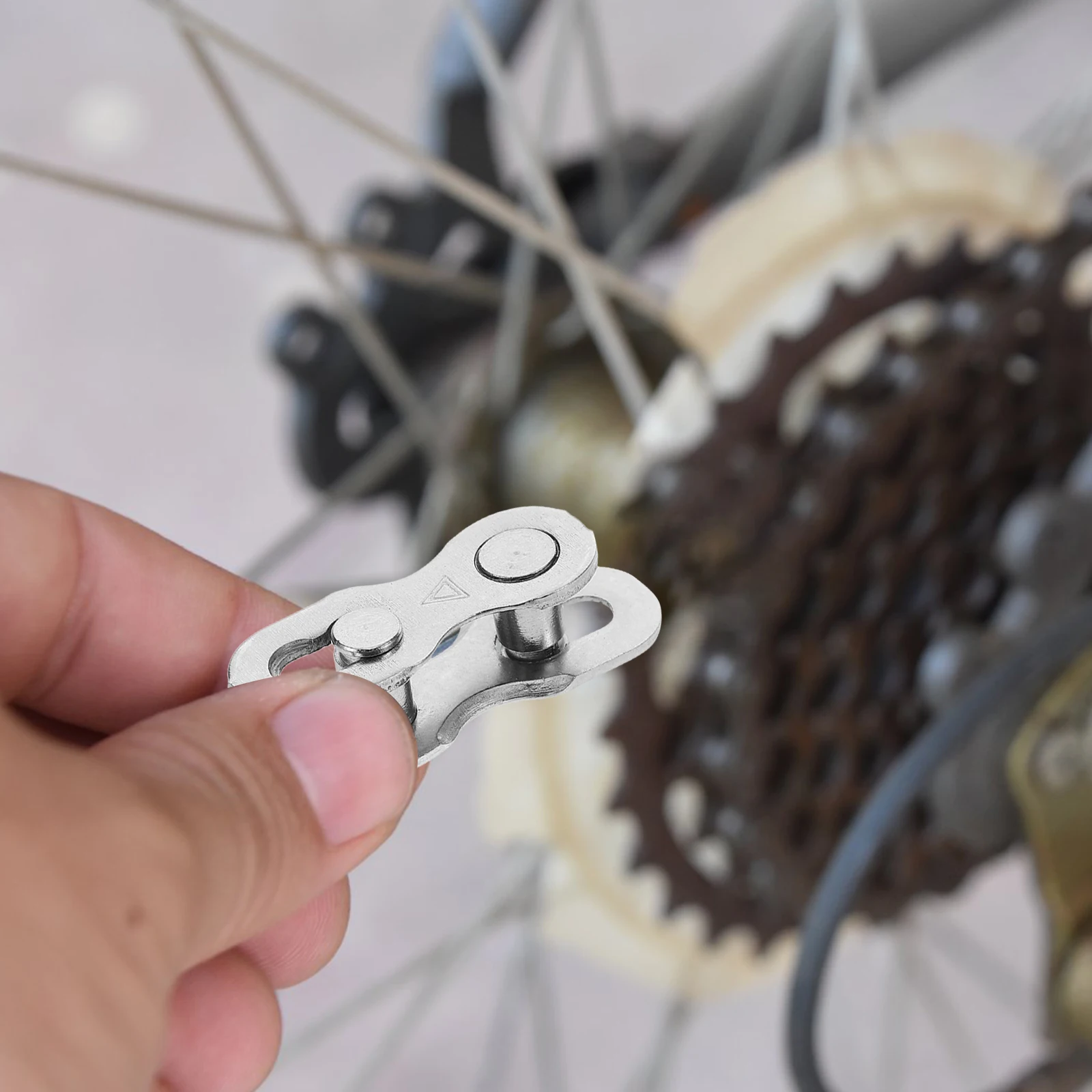 Chain Quick Release Buckle Single Bicycle Parts Steel Link Clip Bag Connector Repair Mountain Road Bike
Chain Quick Release Buckle Single Bicycle Parts Steel Link Clip Bag Connector Repair Mountain Road Bike