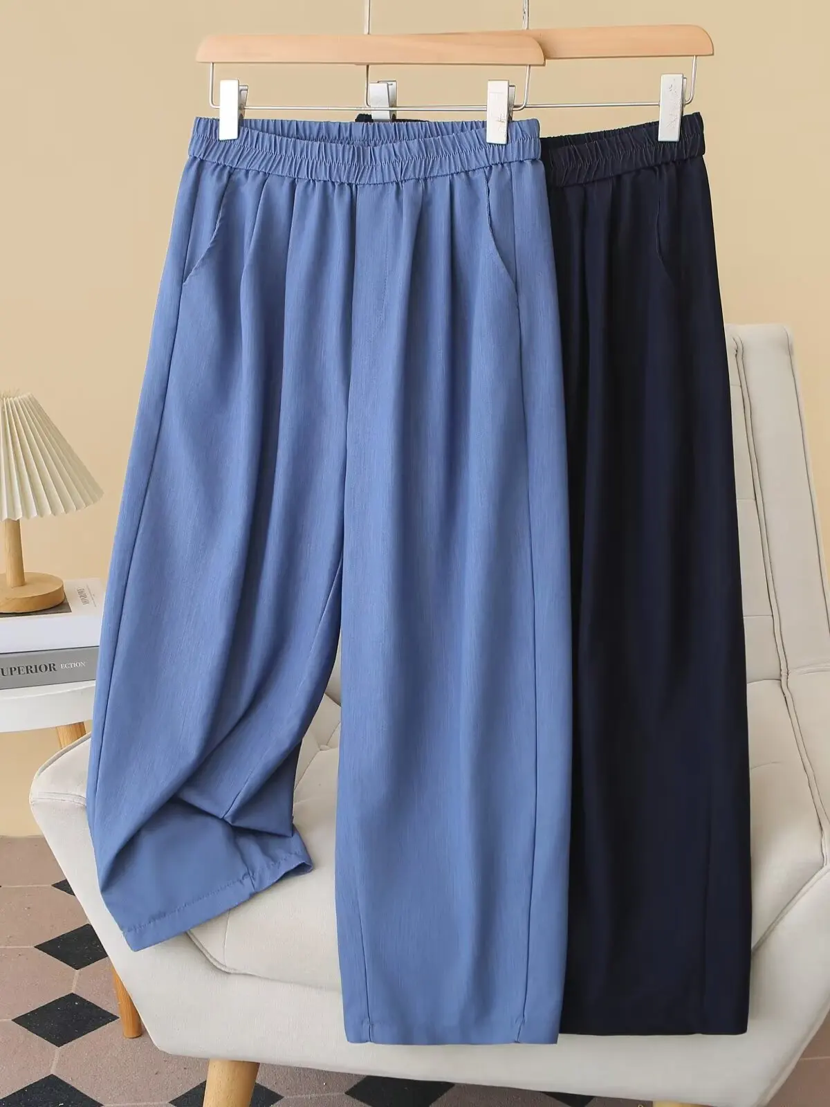 Summer Loose Fit Wide Leg Pants Women's Korean Style Casual Denim Loose Elastic Waist Nine Points Trendy Trousers
Summer Loose Fit Wide Leg Pants Women's Korean Style Casual Denim Loose Elastic Waist Nine Points Trendy Trousers