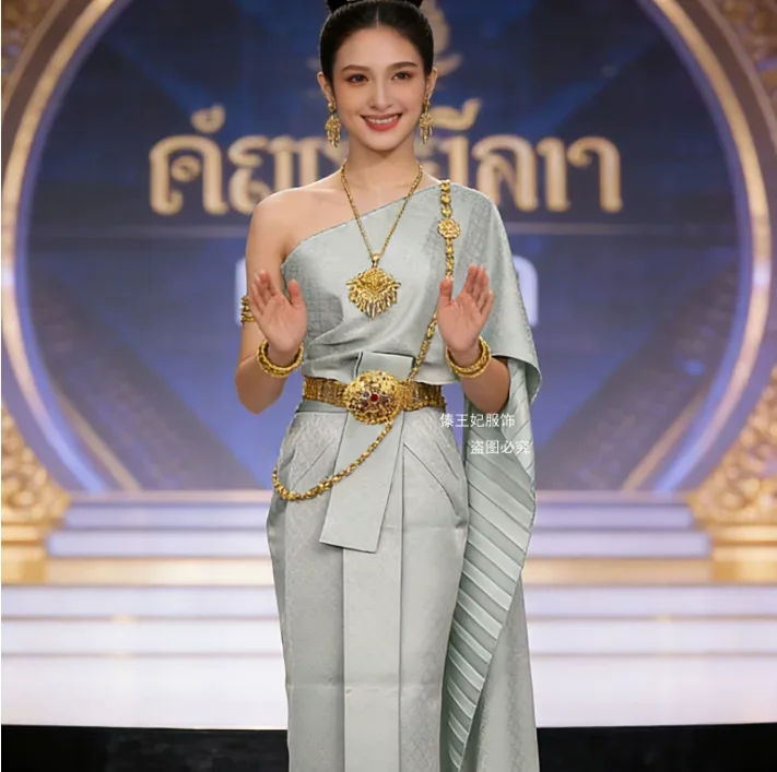Traditional Thai Women's Clothing, Tourism Photography, Tea Art, Protocol Clothing, Thai Festival Clothing
Traditional Thai Women's Clothing, Tourism Photography, Tea Art, Protocol Clothing, Thai Festival Clothing