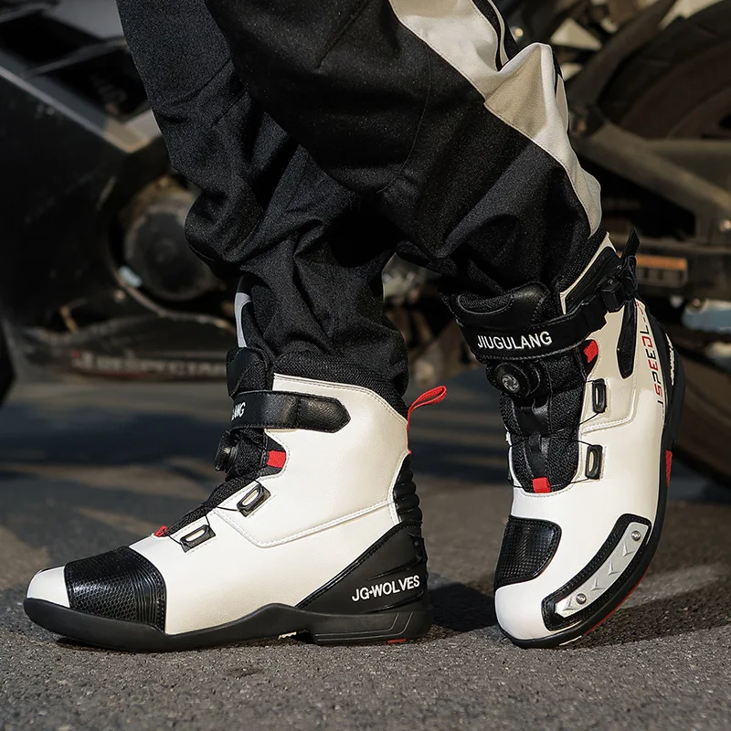 Nine-strand wolf waterproof motorcycle boots non-slip middle-top riding shoes for men motorcycle travel and cycling
Nine-strand wolf waterproof motorcycle boots non-slip middle-top riding shoes for men motorcycle travel and cycling