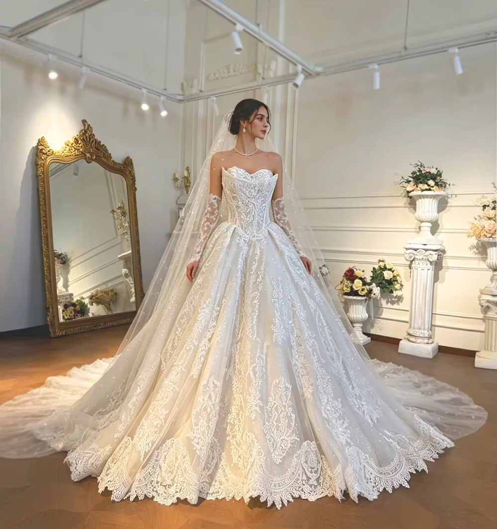 Customized Strapless Eelegant Lace Wedding Dresses With Detachable Sleeves amanda novias oficial
Customized Strapless Eelegant Lace Wedding Dresses With Detachable Sleeves amanda novias oficial