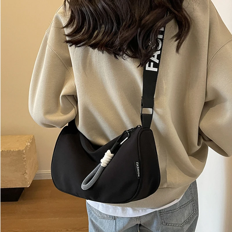large capacity Crossbody Bag for women's niche new versatile underarm Hobos bag casual sports style single shoulder Hobo Bags
large capacity Crossbody Bag for women's niche new versatile underarm Hobos bag casual sports style single shoulder Hobo Bags