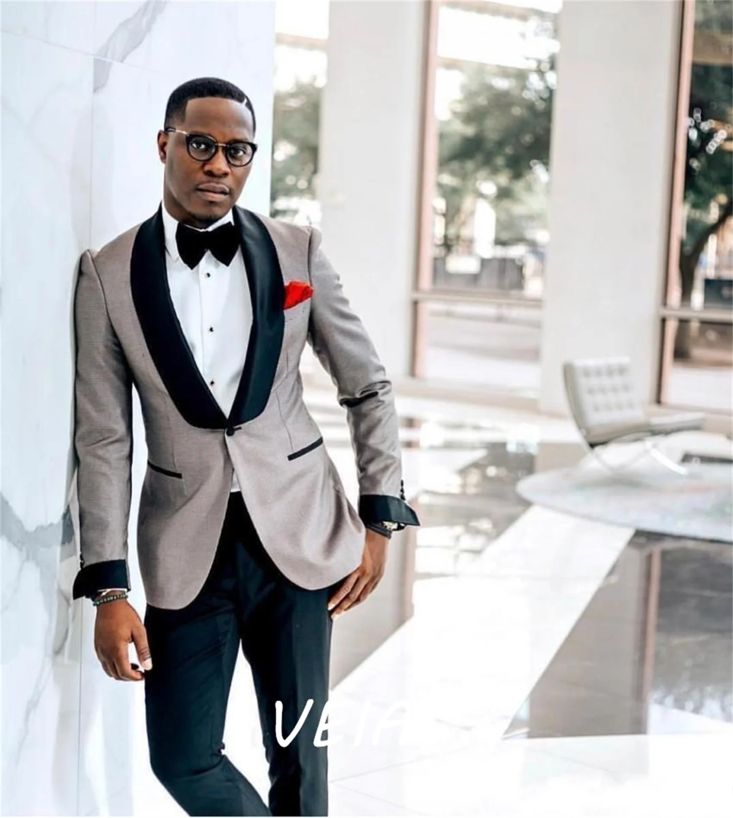 CustomizedLatest Wedding Tuxedos Men's Blazer Suits Formal Costume Homme Black Shawl Lapel One Button Male Set (Jacket+Pants)
CustomizedLatest Wedding Tuxedos Men's Blazer Suits Formal Costume Homme Black Shawl Lapel One Button Male Set (Jacket+Pants)