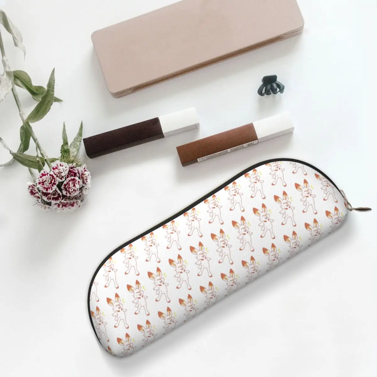 Scorbunny Pencil Cases Pen Holder Storage Stationery Supplies Large Storage Pen Box Pencil Bag for Students Gifts
Scorbunny Pencil Cases Pen Holder Storage Stationery Supplies Large Storage Pen Box Pencil Bag for Students Gifts