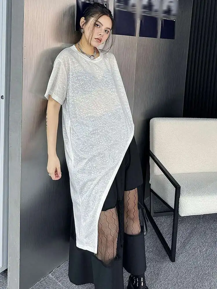 Women White Irregular Hem Perspective Big Size T-shirt New Round Neck Short Sleeve Fashion Tide Spring Summer
Women White Irregular Hem Perspective Big Size T-shirt New Round Neck Short Sleeve Fashion Tide Spring Summer