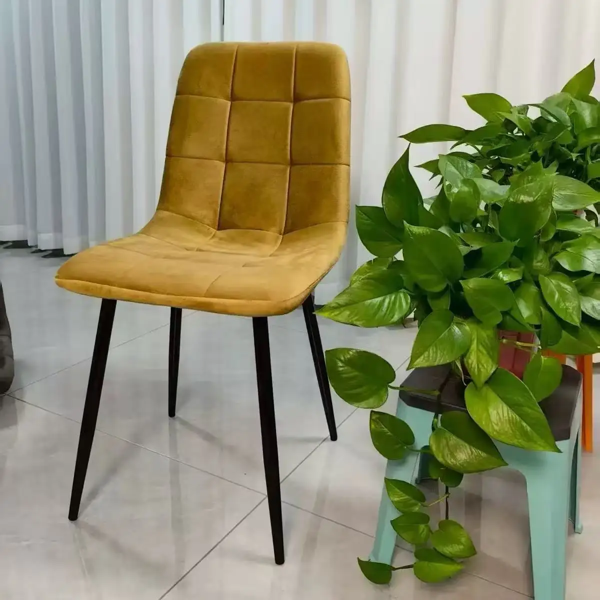 Modern Design Velvet Dining Chair-Luxury Home Furniturepromote sales
Modern Design Velvet Dining Chair-Luxury Home Furniturepromote sales