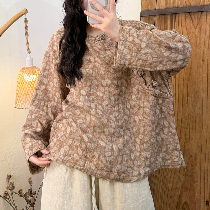 Женские повседневные льняные футболки оверсайз, новинка 2026 года, весенние, в китайском стиле, винтажные, с цветочным принтом, женские топы с длинным рукавом, футболки M2307
Женские повседневные льняные футболки оверсайз, новинка 2026 года, весенние, в китайском стиле, винтажные, с цветочным принтом, женские топы с длинным рукавом, футболки M2307