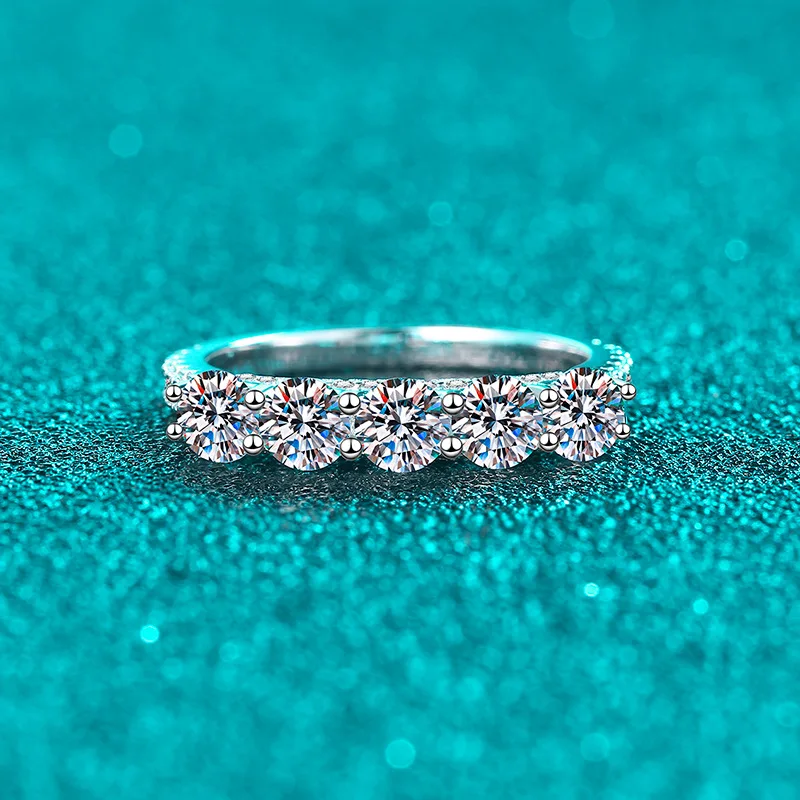 Solid 925 Silver 3mm Moissanite Diamond Engagement Ring for Women Half Enternity 0.5ct Moissanite Wedding Band Jewelry
Solid 925 Silver 3mm Moissanite Diamond Engagement Ring for Women Half Enternity 0.5ct Moissanite Wedding Band Jewelry