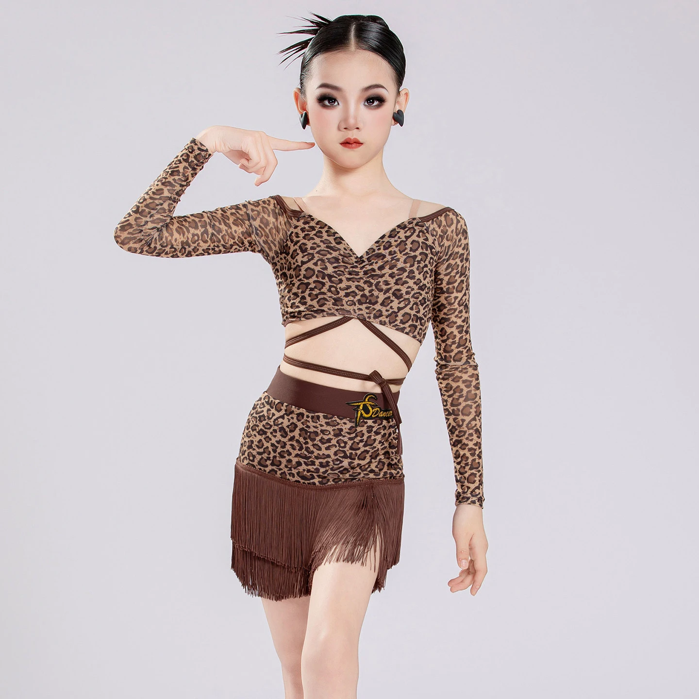 Adult Kids Latin Dance Clothes Girls Leopard Tops Fringe Skirt Long Sleeves Practice Clothing Cha Cha Dance Competition Dress
Adult Kids Latin Dance Clothes Girls Leopard Tops Fringe Skirt Long Sleeves Practice Clothing Cha Cha Dance Competition Dress