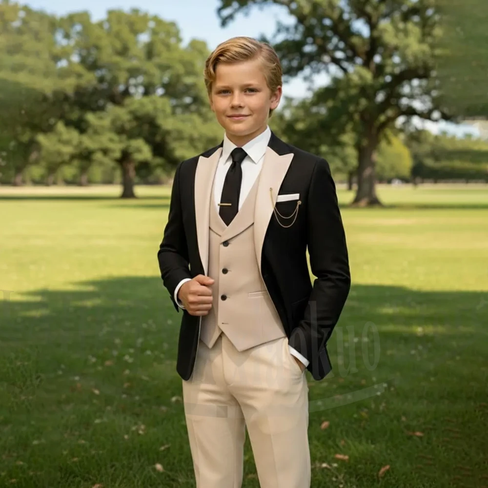 Chic Boys Suit 3 Piece Fashion Peak Lapel Single Breasted Wear Formal Wedding Prom Party Pageant Tuxedo Jacket Vest Pants
Chic Boys Suit 3 Piece Fashion Peak Lapel Single Breasted Wear Formal Wedding Prom Party Pageant Tuxedo Jacket Vest Pants