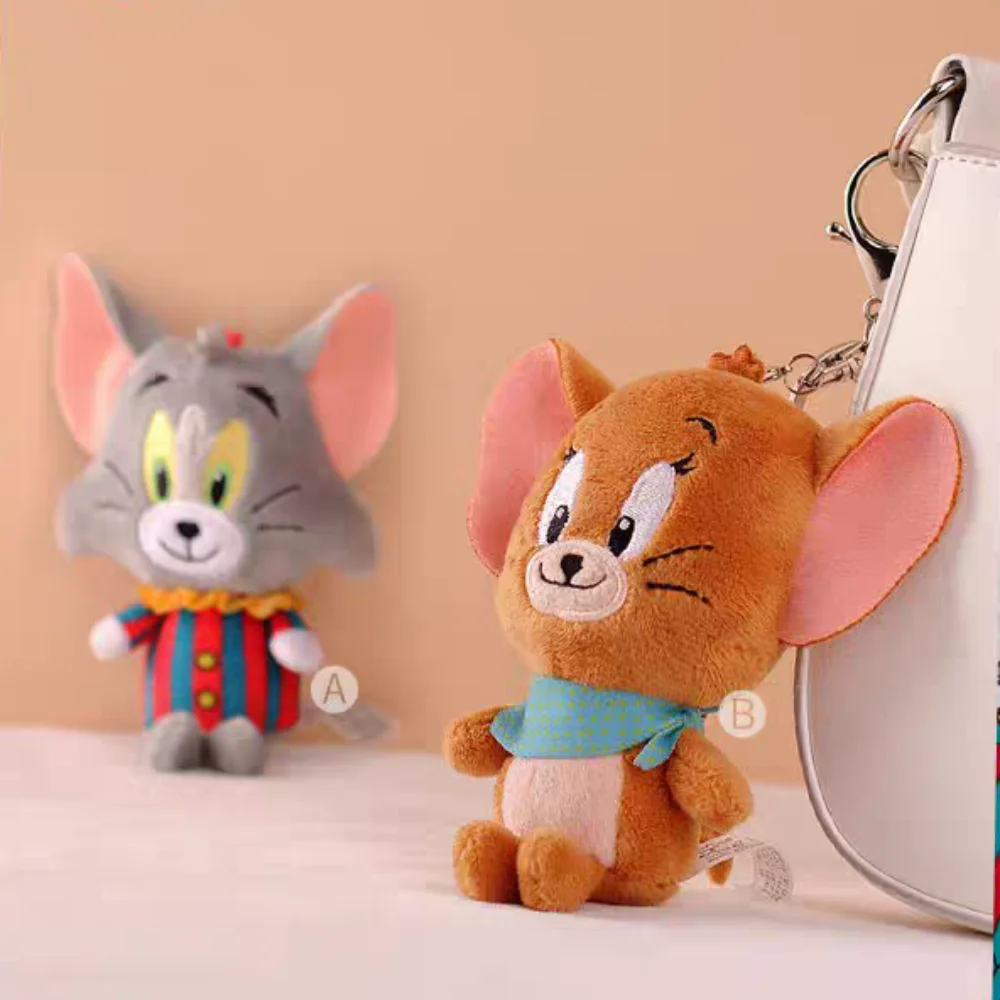 Подлинная плюшевая кукла Kawaii Tom And Jerry, мультяшная кошка Томаса, студенческие мини-украшения, аксессуары, плюшевые игрушки, подарки на день рождения для девочек
Подлинная плюшевая кукла Kawaii Tom And Jerry, мультяшная кошка Томаса, студенческие мини-украшения, аксессуары, плюшевые игрушки, подарки на день рождения для девочек