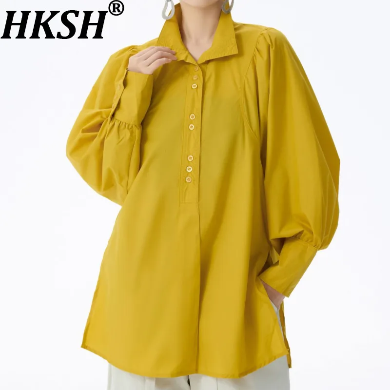 HKSH 2026 Spring Autumn New Women Shirt Solid Color Long Sleeves Stand Collar Buttoned Elegant Versatile Blouse Tide Top HK18726
HKSH 2026 Spring Autumn New Women Shirt Solid Color Long Sleeves Stand Collar Buttoned Elegant Versatile Blouse Tide Top HK18726