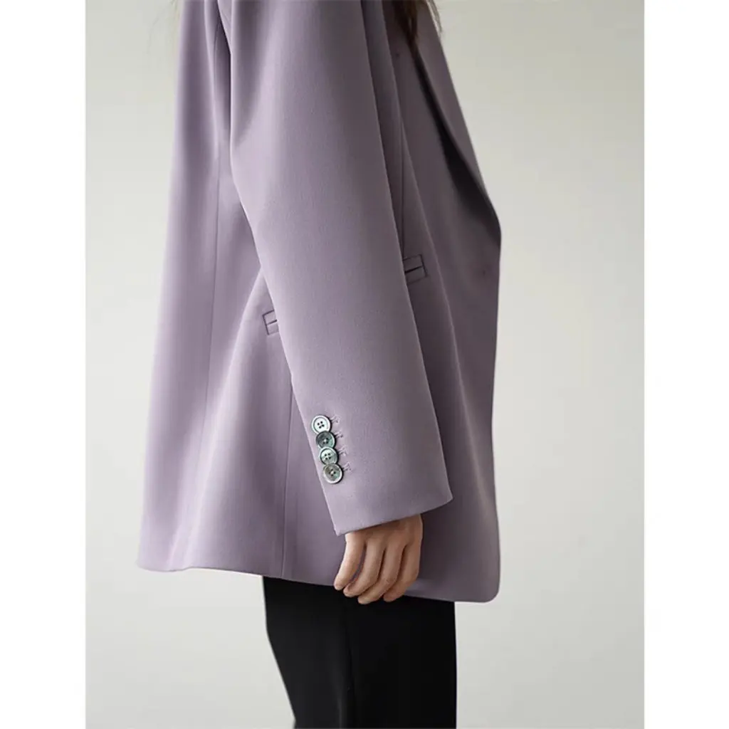 Women's Satin Stitching Blazer Purple Casual Silhouette Professional Style Ready Stock Manufacturer Wholesale Suit
Women's Satin Stitching Blazer Purple Casual Silhouette Professional Style Ready Stock Manufacturer Wholesale Suit
