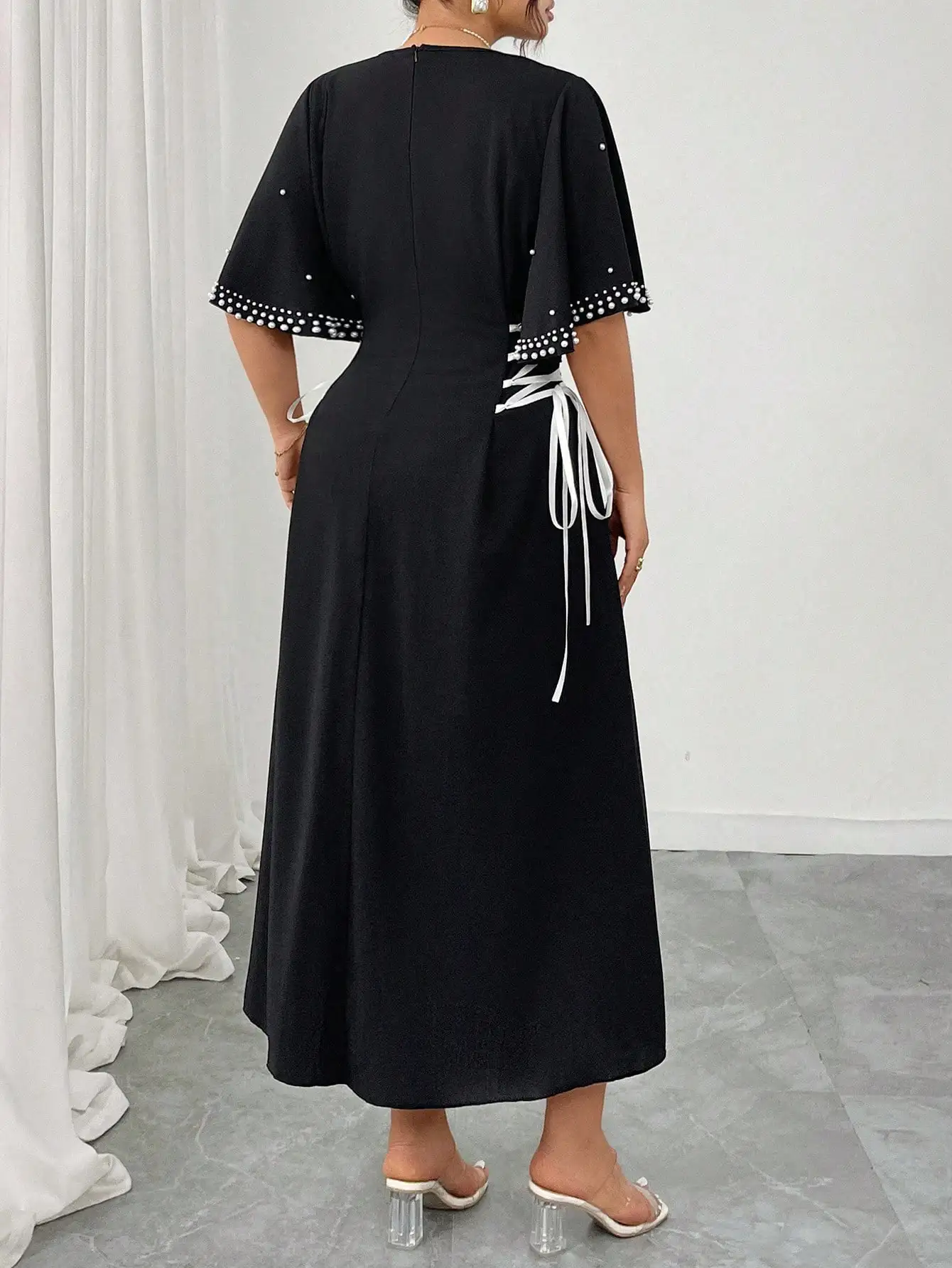 Chiffon Maxi Dress With Butterfly Floral Print, Batwing Sleeves, Pleated Bodice, Sweet French Style
Chiffon Maxi Dress With Butterfly Floral Print, Batwing Sleeves, Pleated Bodice, Sweet French Style