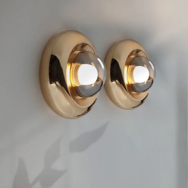 Futurism art deco wall lights design glass chrome wall lights LED Bauhaus lights Contemporary bedside bedroom sconce lights
Futurism art deco wall lights design glass chrome wall lights LED Bauhaus lights Contemporary bedside bedroom sconce lights
