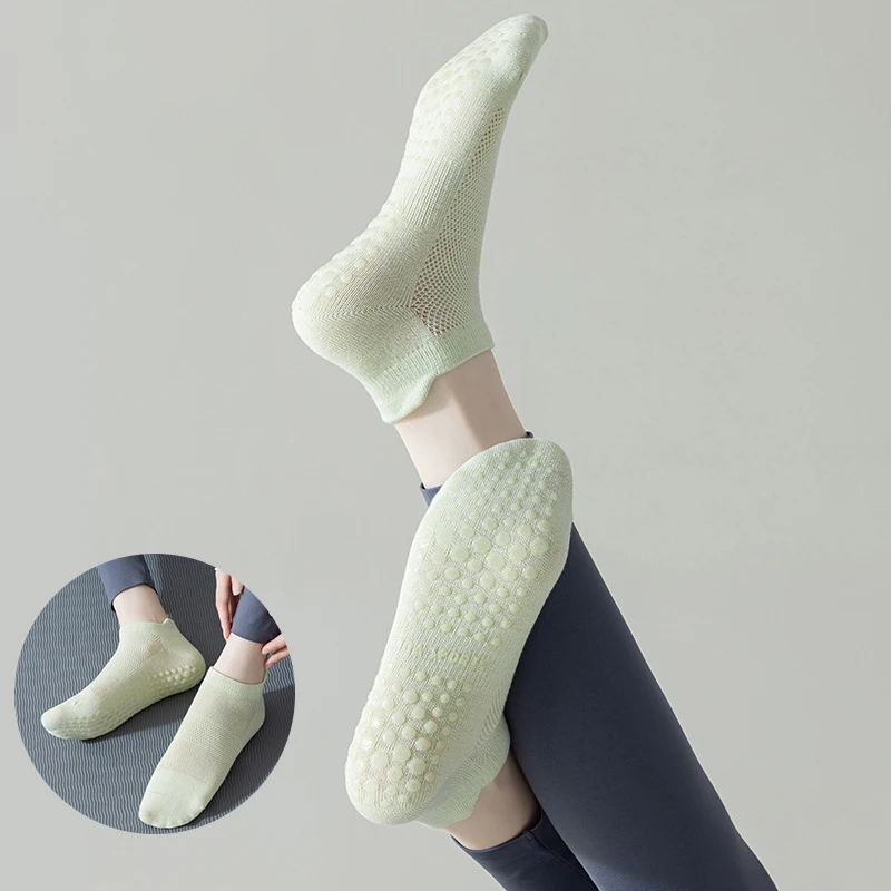 Short Yoga Socks Pilates Socks Indoor Non-slip Floor Women Socks Dance Fitness Training Socks Sports Anti-skid friction
Short Yoga Socks Pilates Socks Indoor Non-slip Floor Women Socks Dance Fitness Training Socks Sports Anti-skid friction