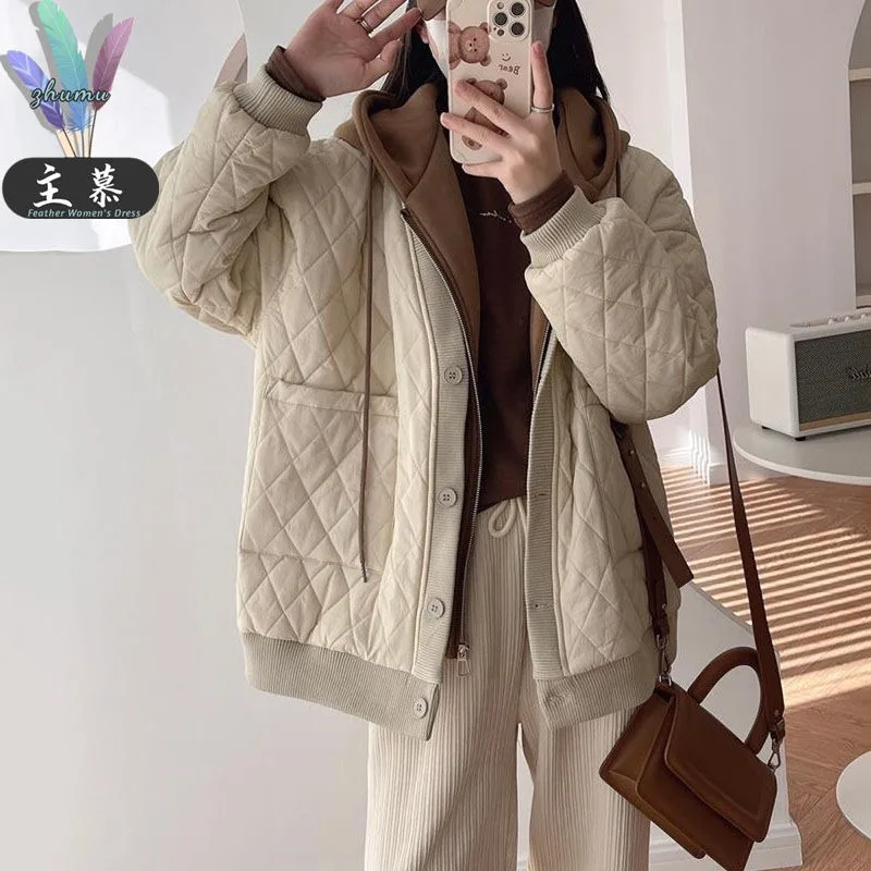 Women's Clothing Autumn Winter Warm Cotton Jacket Quilted New Fashion Patchwork Faux Two-piece Thicken Cotton Coat Comfortable
Women's Clothing Autumn Winter Warm Cotton Jacket Quilted New Fashion Patchwork Faux Two-piece Thicken Cotton Coat Comfortable