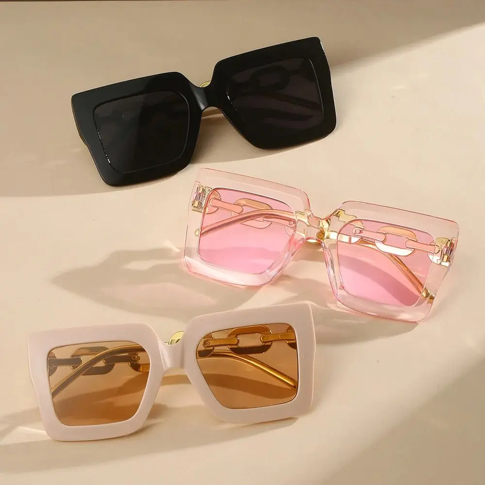 UV400 Protection Oversized Square Sunglasses Trendy Retro Luxury Shades Vintage Big Sun Glasses for Women & Men
UV400 Protection Oversized Square Sunglasses Trendy Retro Luxury Shades Vintage Big Sun Glasses for Women & Men