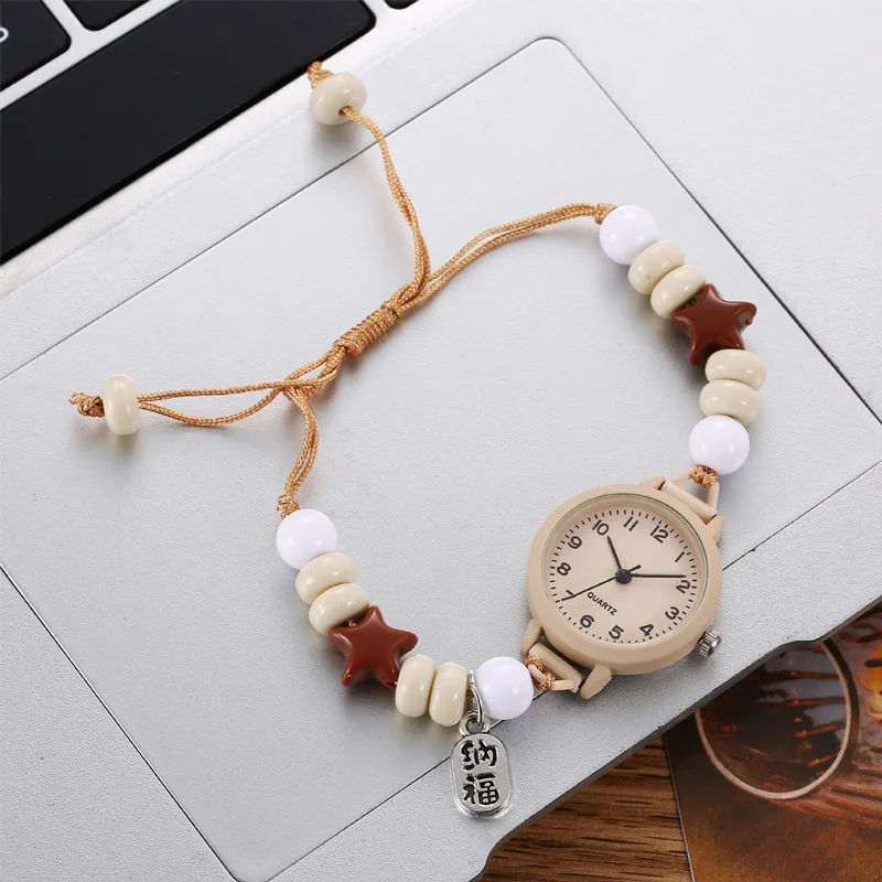 Dopamine Star Love Bracelet Watch Art Little Fresh Watch Junior High School Student Special Pulling Rope Women's Watch
Dopamine Star Love Bracelet Watch Art Little Fresh Watch Junior High School Student Special Pulling Rope Women's Watch