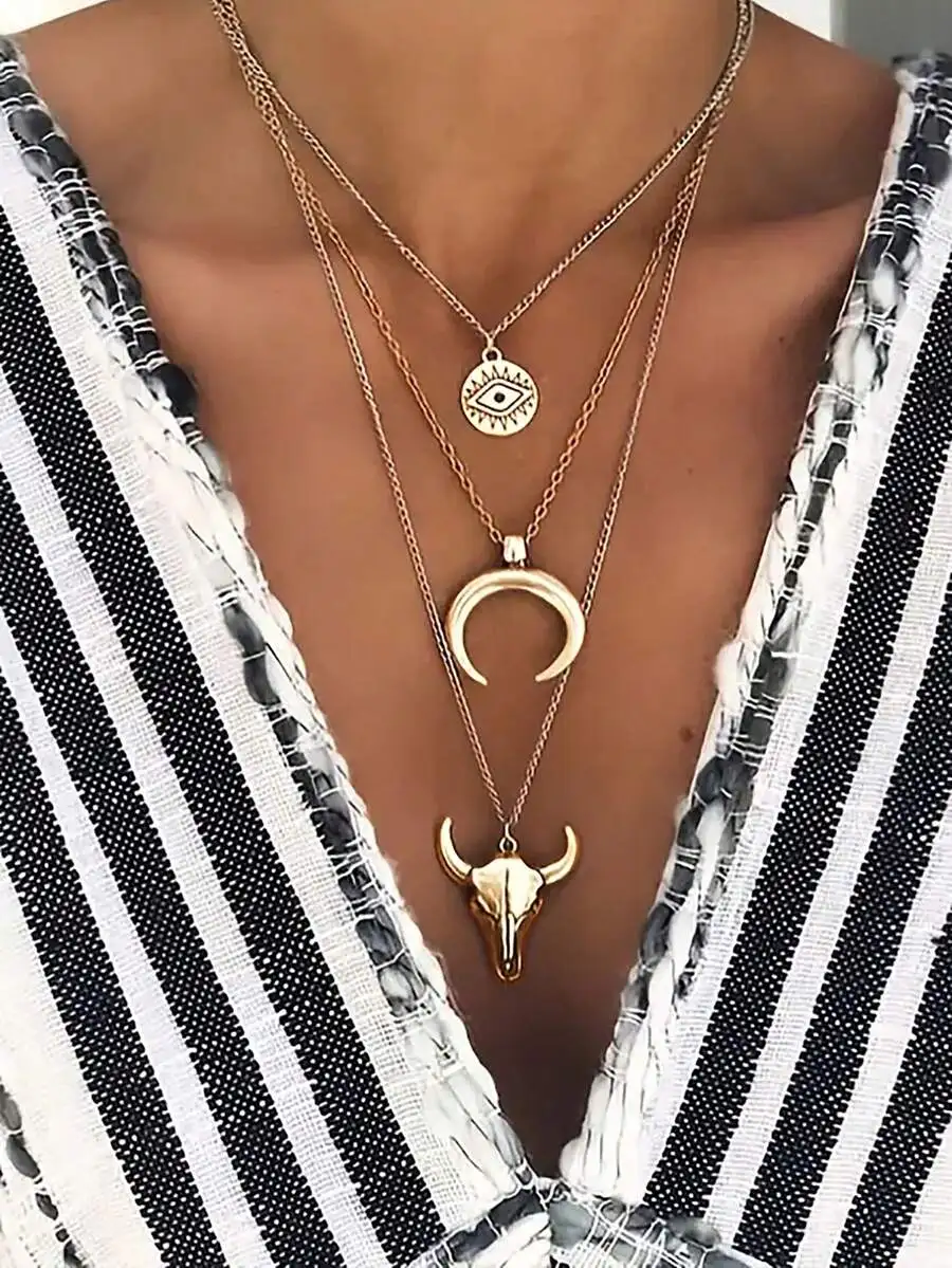 3 Layer Alloy Necklace With Eye Bull Head And Crescent Pendant For Women
3 Layer Alloy Necklace With Eye Bull Head And Crescent Pendant For Women