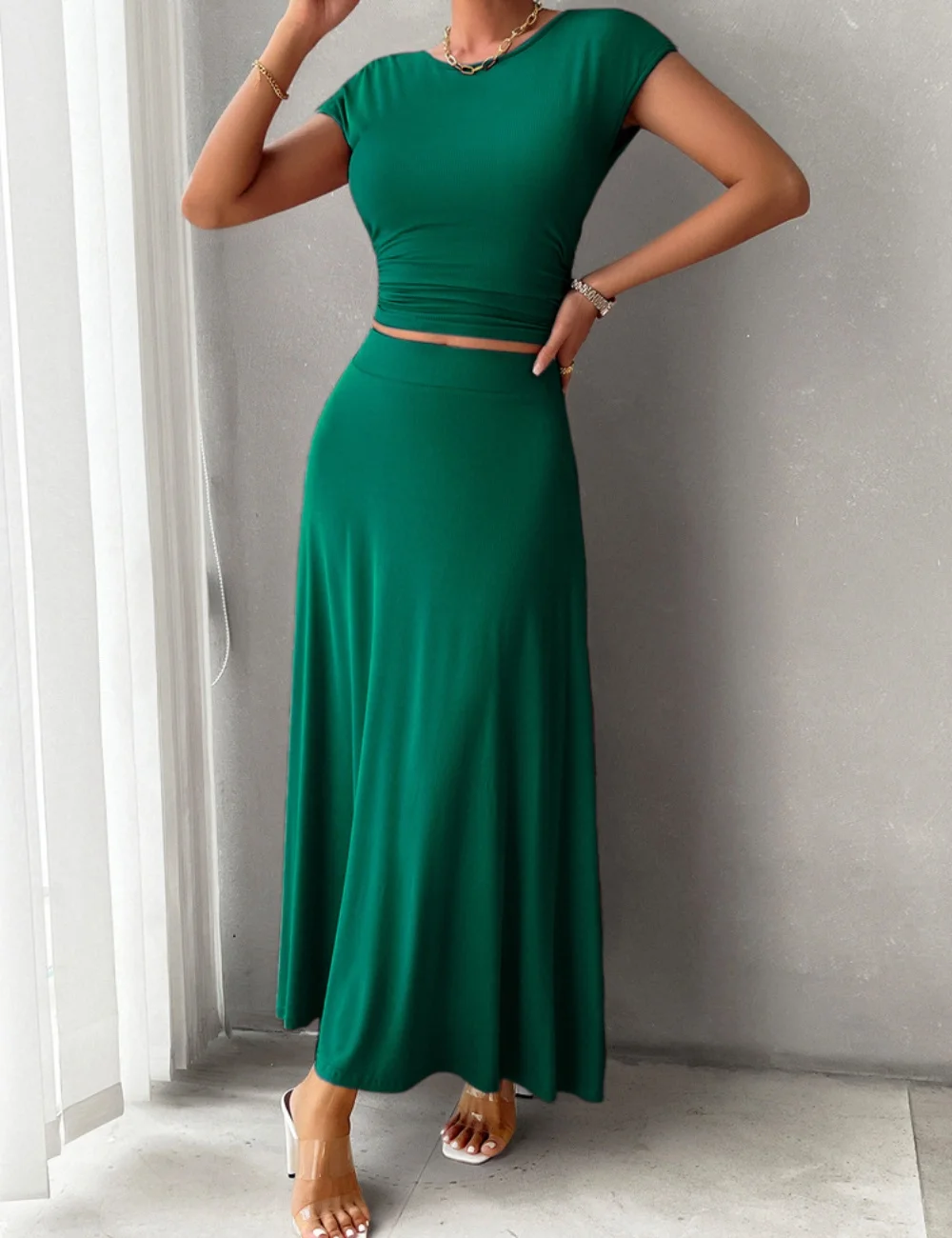 Women's Summer Round Neck Short-Sleeve Solid Color Elegant Slim-Fit Long Dress Set
Women's Summer Round Neck Short-Sleeve Solid Color Elegant Slim-Fit Long Dress Set
