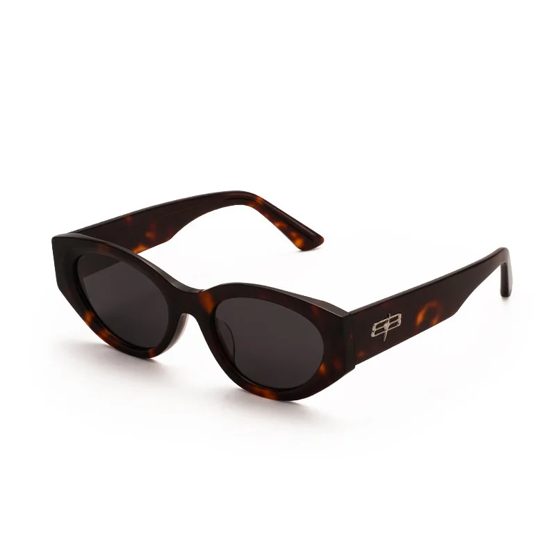 New Fashion High-end Acetate Cat Eye Women Sunglasses Outdoor Driving UV400 Protection Men Sun Glasses Support Prescription Lens
New Fashion High-end Acetate Cat Eye Women Sunglasses Outdoor Driving UV400 Protection Men Sun Glasses Support Prescription Lens