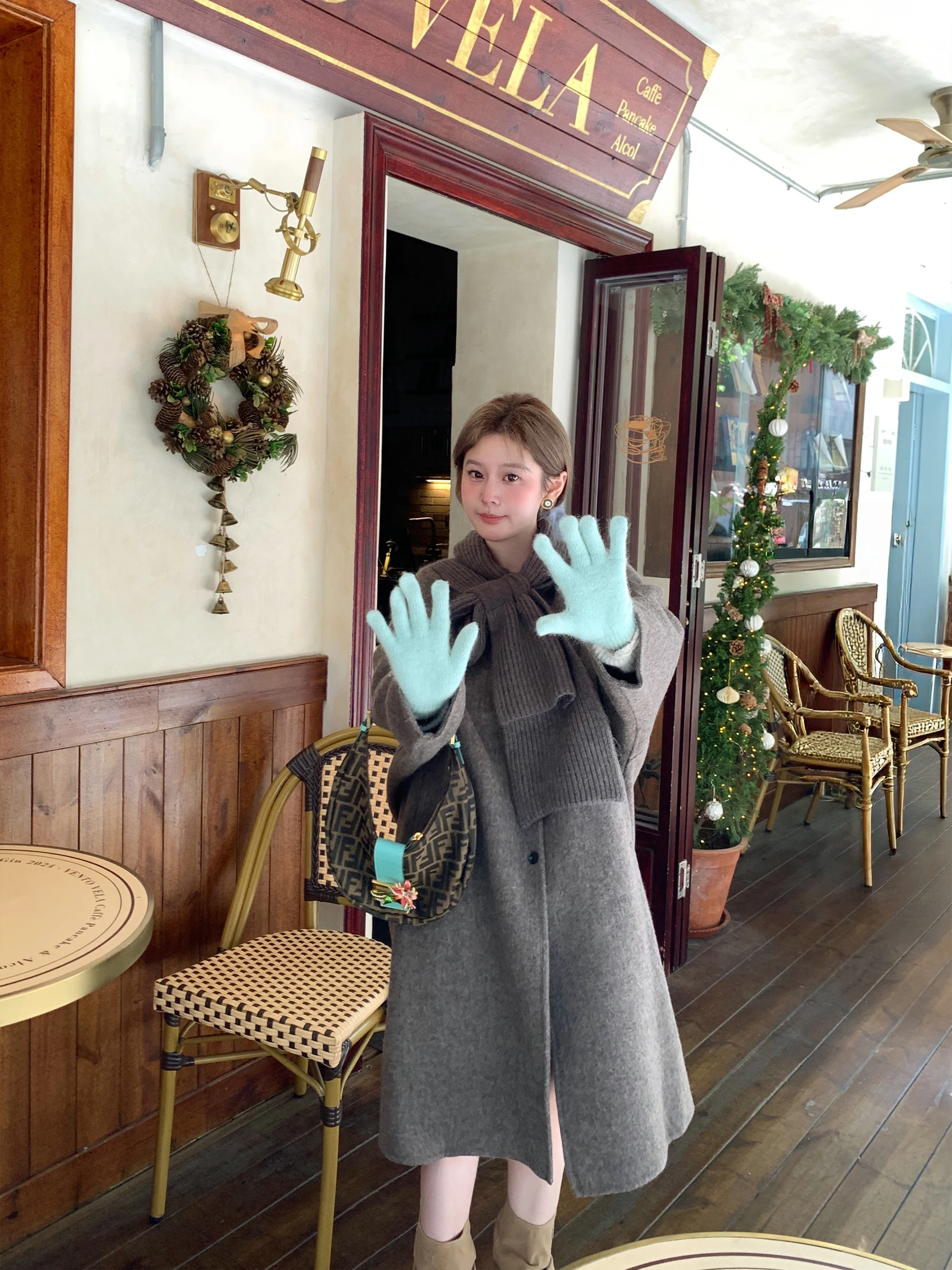 Amber Overture Briti Sle Woolen Knitted Hat Coat Women Winter Loose Mid-Length Jaet JC Vintage Store Faion Outerwear
Amber Overture Briti Sle Woolen Knitted Hat Coat Women Winter Loose Mid-Length Jaet JC Vintage Store Faion Outerwear