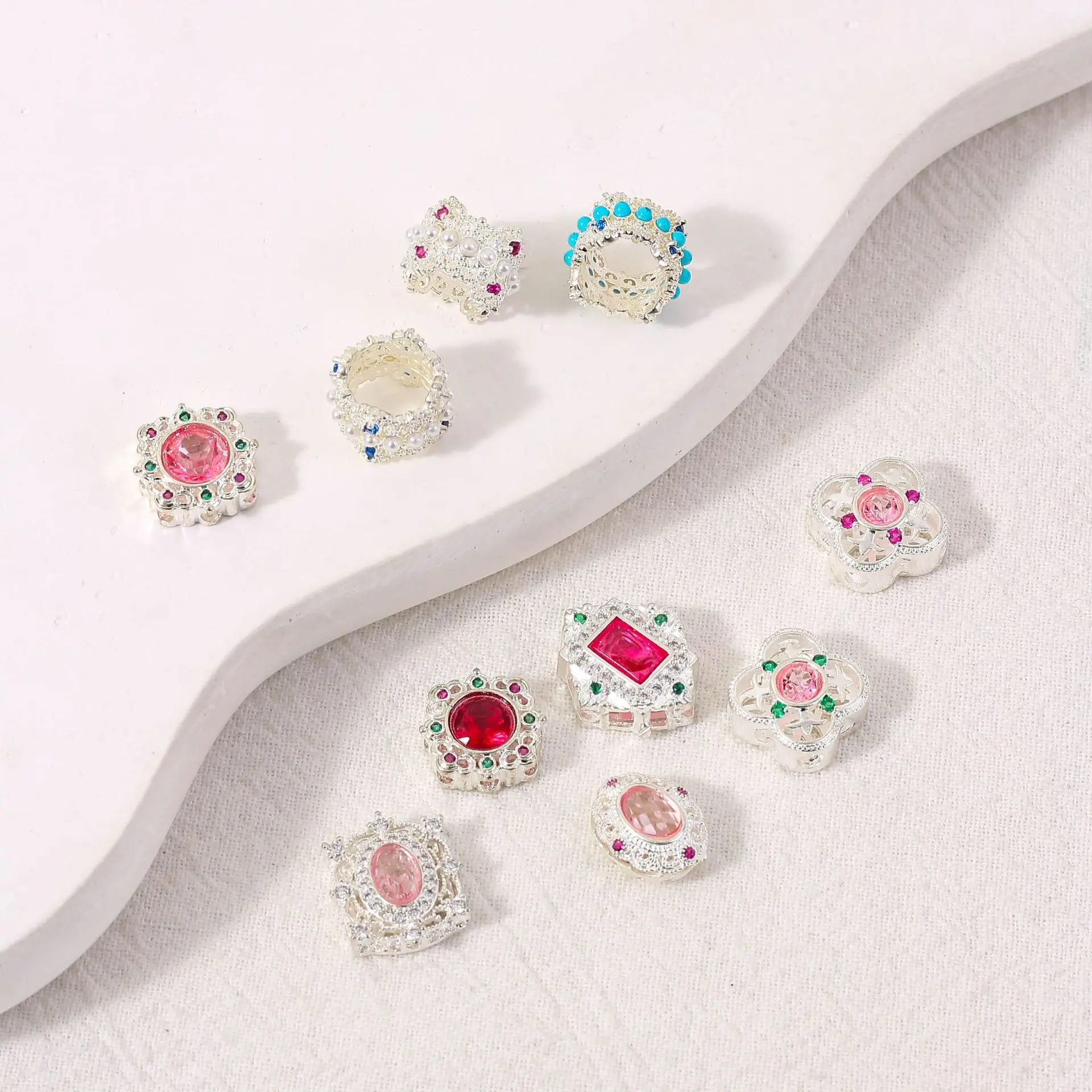 5 Piece of Copper Silver-plated Hollow Multi-pass Ring Inlaid Beads Necklace Bracelet Diy Handmade Jewelry Accessories Wholesale
5 Piece of Copper Silver-plated Hollow Multi-pass Ring Inlaid Beads Necklace Bracelet Diy Handmade Jewelry Accessories Wholesale