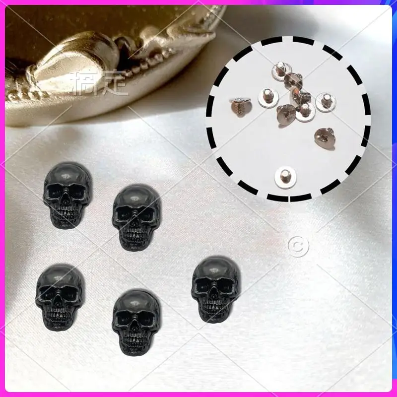 AOAO-Bulk Pack Of 10 Large Skull Head Ancient Silver Stud Conchos For Leather Crafting And DIY Decorative Buckles
AOAO-Bulk Pack Of 10 Large Skull Head Ancient Silver Stud Conchos For Leather Crafting And DIY Decorative Buckles