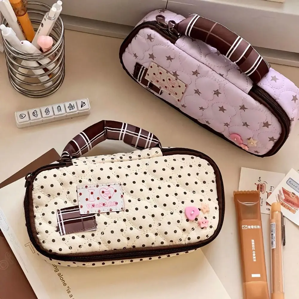 Korean Handheld Pencil Case Polka Dot Portable Stationery Pouch Large Capacity Pen Bag Students
Korean Handheld Pencil Case Polka Dot Portable Stationery Pouch Large Capacity Pen Bag Students