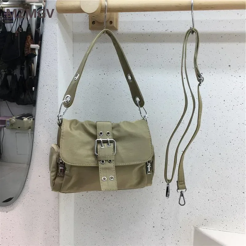 Meet You Niche Design Belt Buckle Motorcycle Nylon Shoulder Bag Large Capacity Waterproof Multi-pocket Streetwear Messenger Bag
Meet You Niche Design Belt Buckle Motorcycle Nylon Shoulder Bag Large Capacity Waterproof Multi-pocket Streetwear Messenger Bag