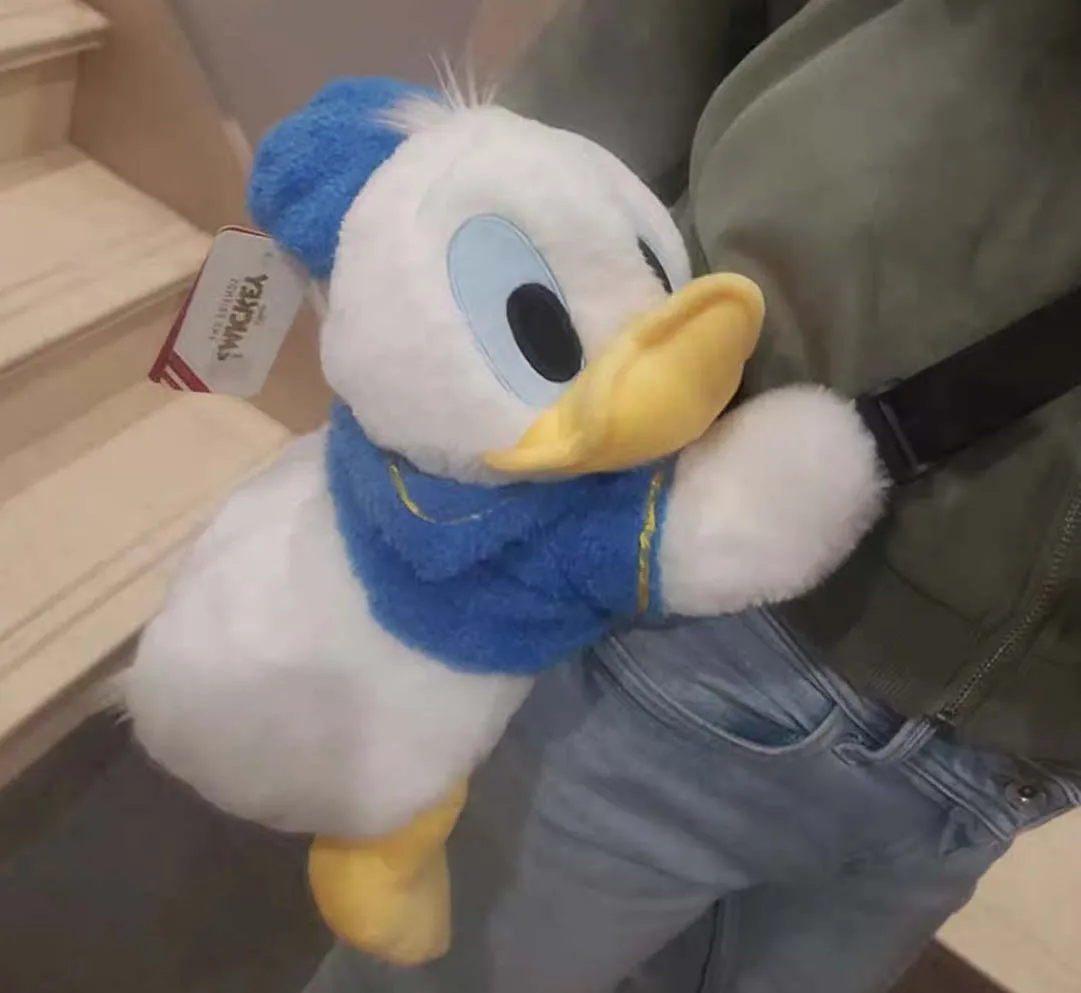 Новая мягкая плюшевая сумка через плечо Disney из натуральной Дональда Дака
Новая мягкая плюшевая сумка через плечо Disney из натуральной Дональда Дака