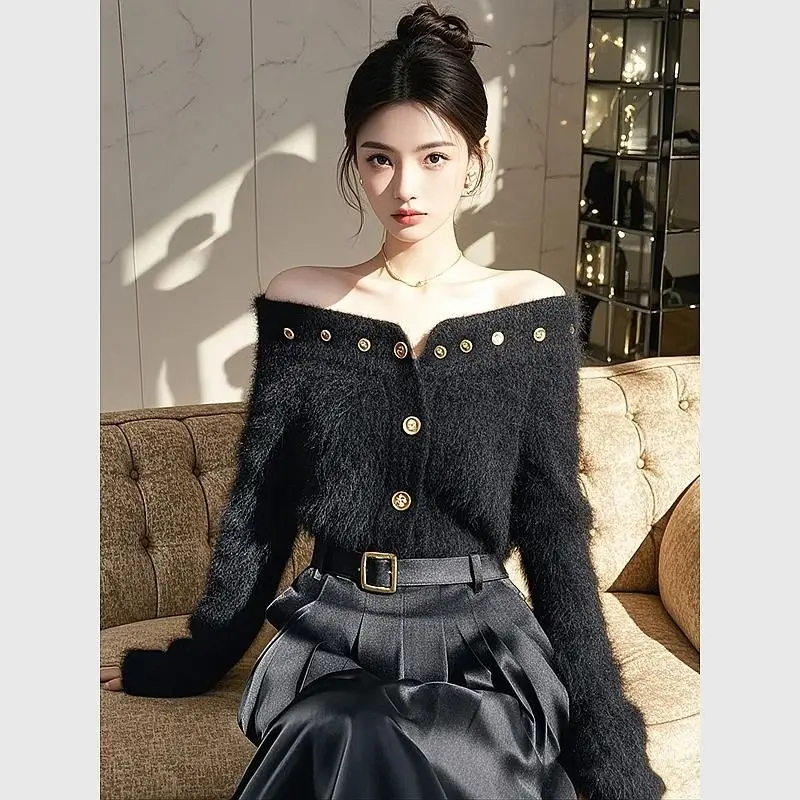 New Spring and Autumn One-shoulder Anti-mink Hair Temperament Slim Sweater Winter Base Regulai Fit Women Cardigan
New Spring and Autumn One-shoulder Anti-mink Hair Temperament Slim Sweater Winter Base Regulai Fit Women Cardigan