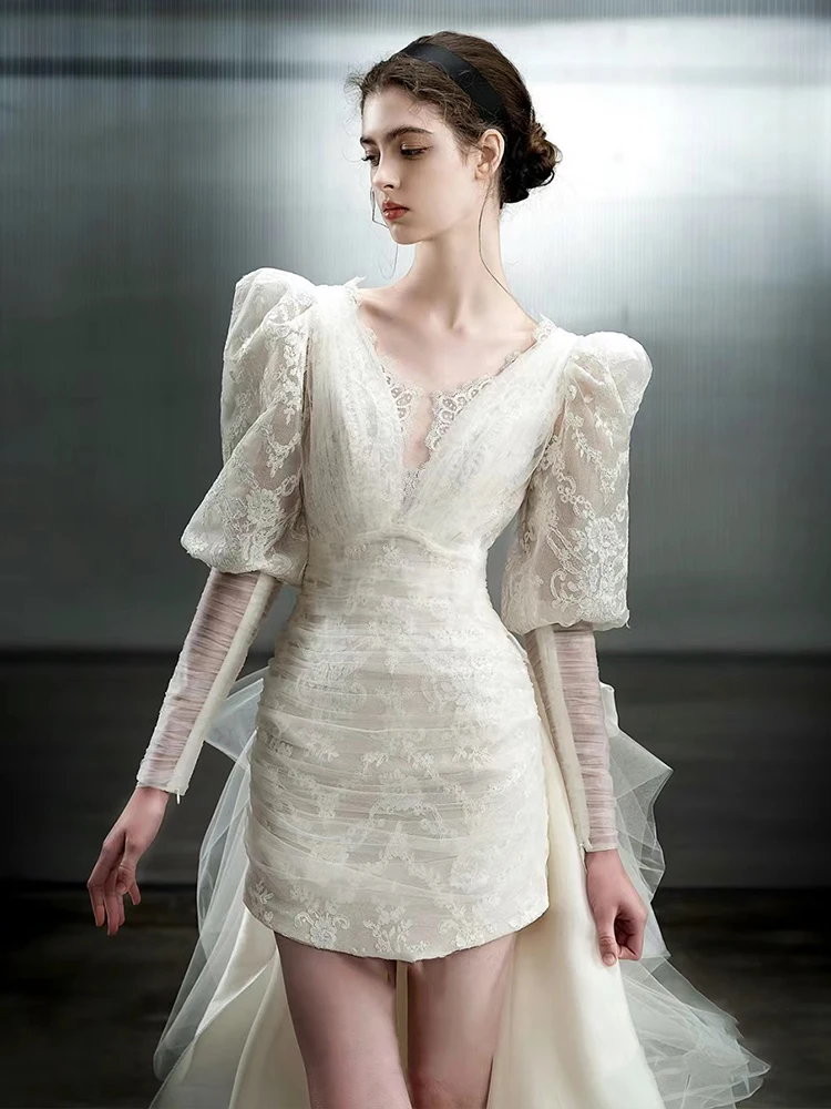 Простое кружевное свадебное платье для невысоких женщин, для выездной церемонии, белое, для помолвки
Простое кружевное свадебное платье для невысоких женщин, для выездной церемонии, белое, для помолвки