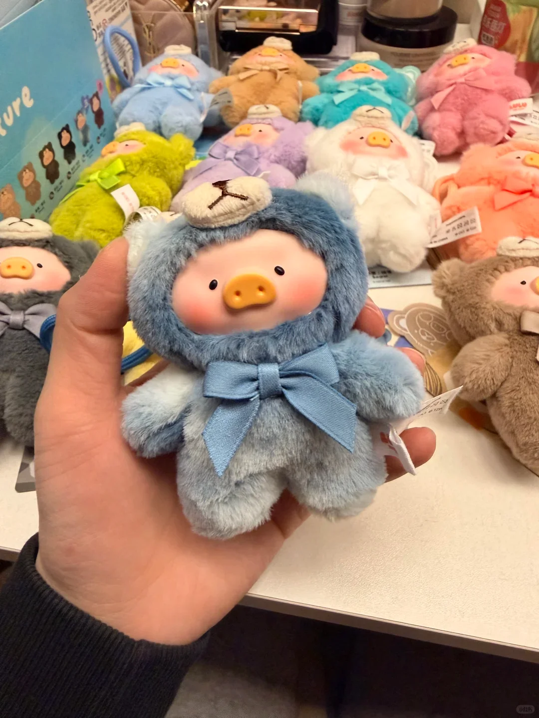 Новинка: 52toys Canned Pig Lulu Teddymini — коллекционная фигурка в слепой коробке с поддержкой голосового управления, брелок для телефона — праздничный подарок-сюрприз для девочек
Новинка: 52toys Canned Pig Lulu Teddymini — коллекционная фигурка в слепой коробке с поддержкой голосового управления, брелок для телефона — праздничный подарок-сюрприз для девочек
