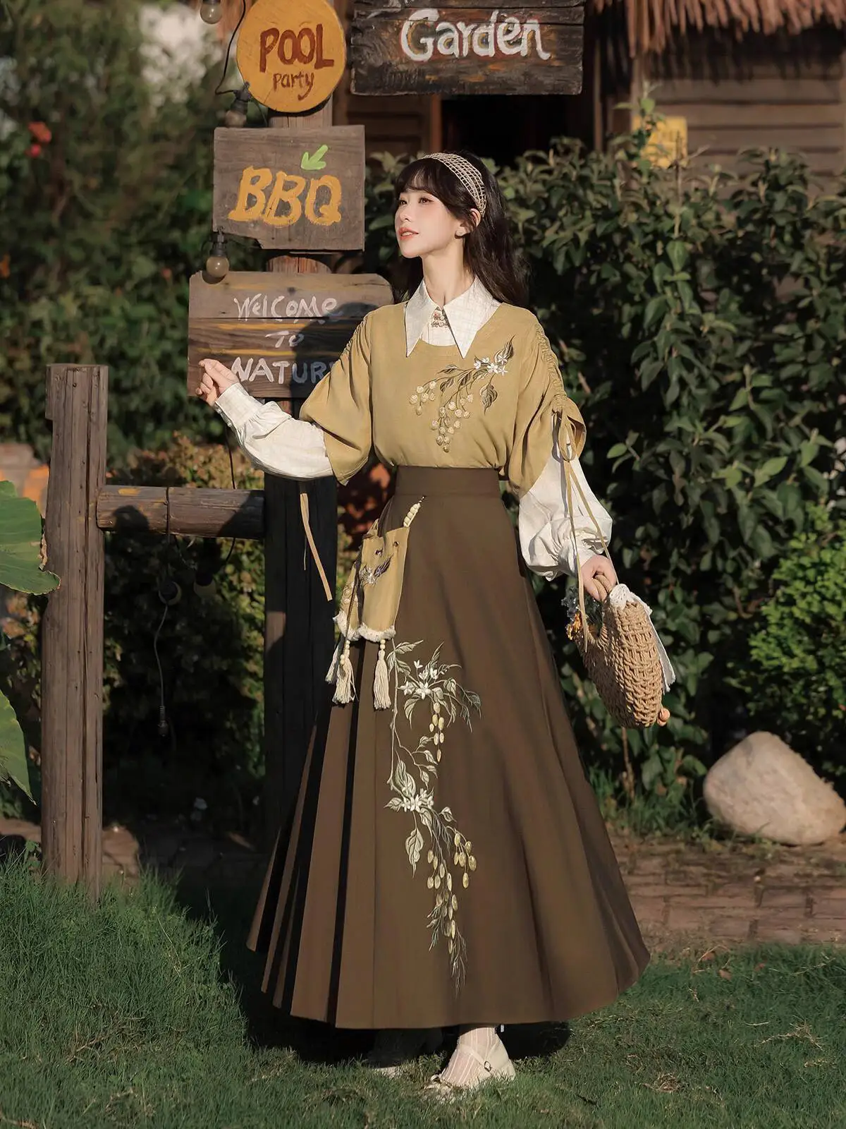 Новый китайский стиль Ретро Han Elements Топы Юбка Рубашка Hanfu Женский жилет Fiesta Карнавал Хэллоуин Cos Косплей
Новый китайский стиль Ретро Han Elements Топы Юбка Рубашка Hanfu Женский жилет Fiesta Карнавал Хэллоуин Cos Косплей