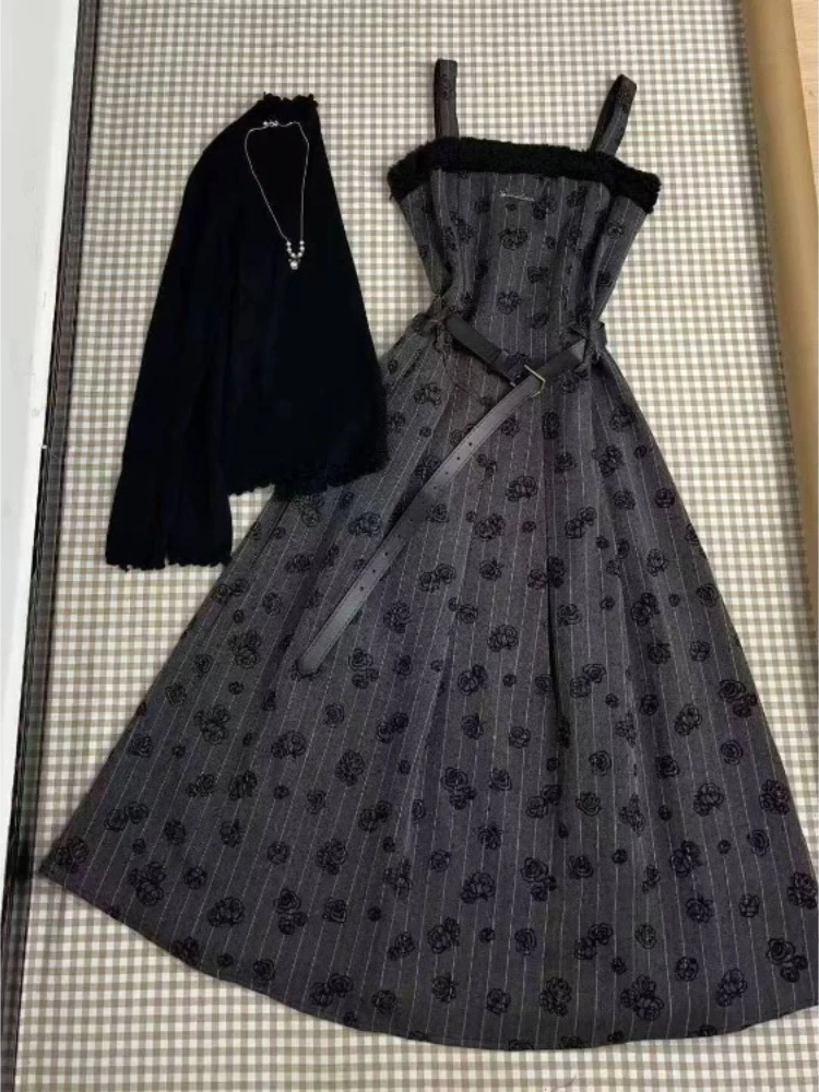 Casual Vintage Lambswool Women's Vest Dress+ Y2k Harajuku Gothic Black Cardigan Coat Women Two Piece Sets Suits Outfit
Casual Vintage Lambswool Women's Vest Dress+ Y2k Harajuku Gothic Black Cardigan Coat Women Two Piece Sets Suits Outfit