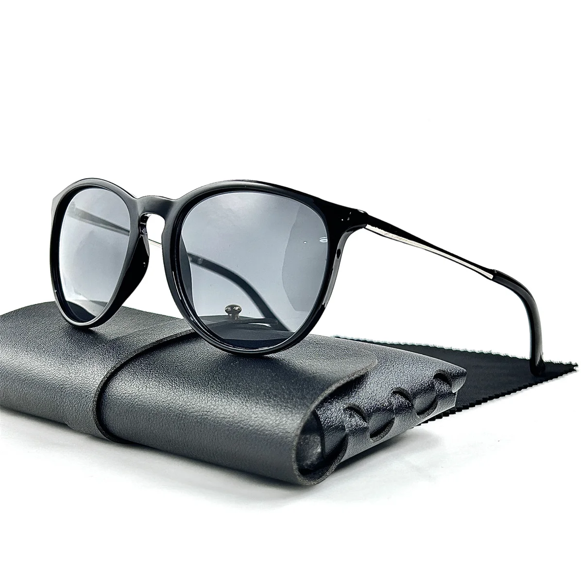 OVOYAN 2024 Oval Sunglasses Men Alloy Glasses for Women/Men Vintage Metal Shades Men Eyewear Luxury Gafas De Sol Mujer UV400
OVOYAN 2024 Oval Sunglasses Men Alloy Glasses for Women/Men Vintage Metal Shades Men Eyewear Luxury Gafas De Sol Mujer UV400