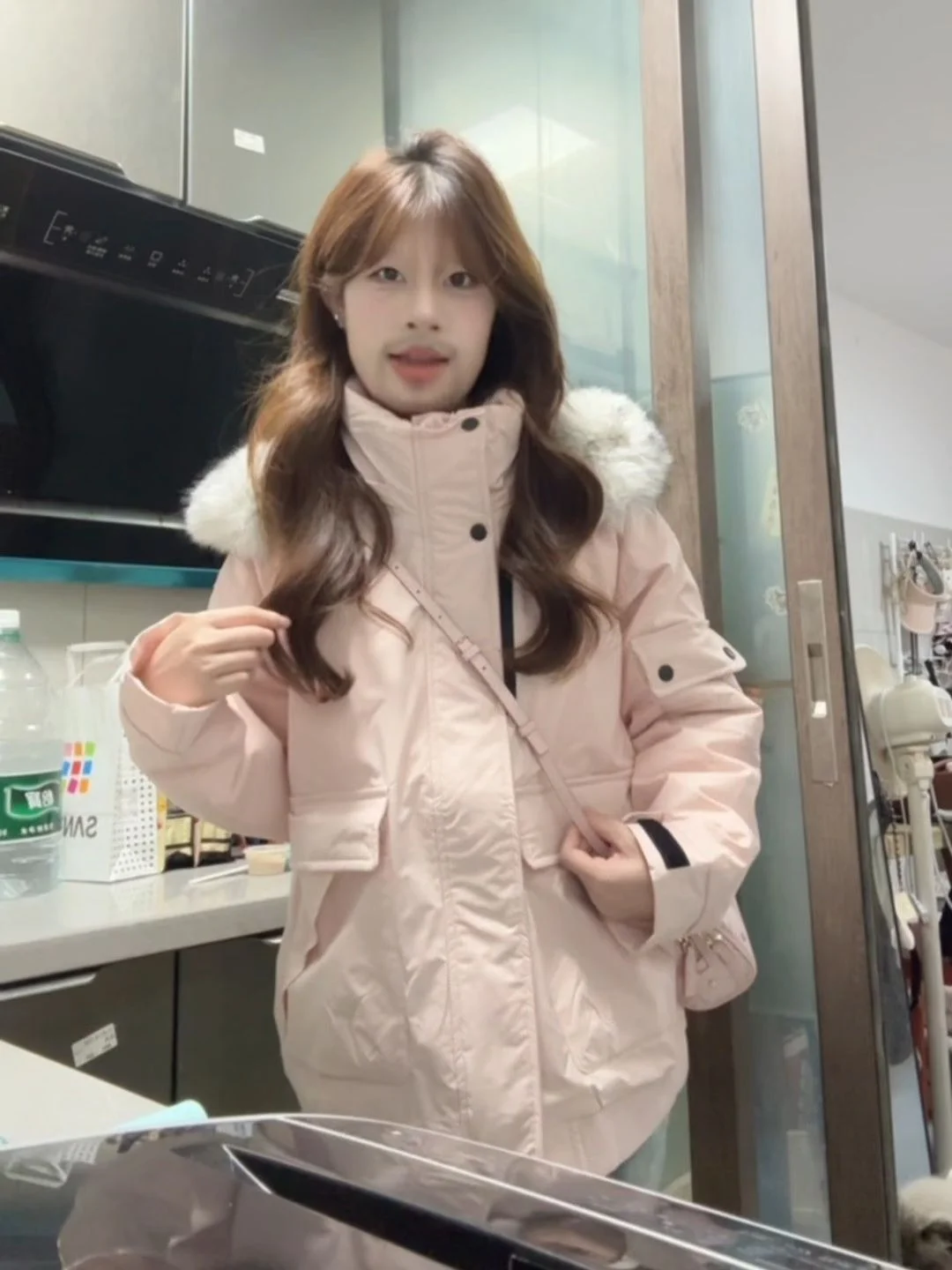 Ретро-американская розовая рабочая парка из хлопка для женщин, зимняя, с капюшоном, теплая, свободного кроя, с длинными рукавами, на молнии
Ретро-американская розовая рабочая парка из хлопка для женщин, зимняя, с капюшоном, теплая, свободного кроя, с длинными рукавами, на молнии