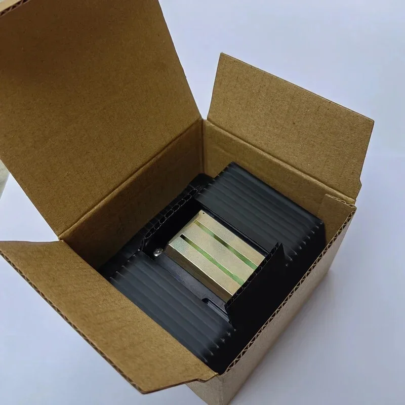 compatible New print head for EPSON WF-7610 WF 7620 7621 7610 7611 L1455 printing nozzle 
compatible New print head for EPSON WF-7610 WF 7620 7621 7610 7611 L1455 printing nozzle